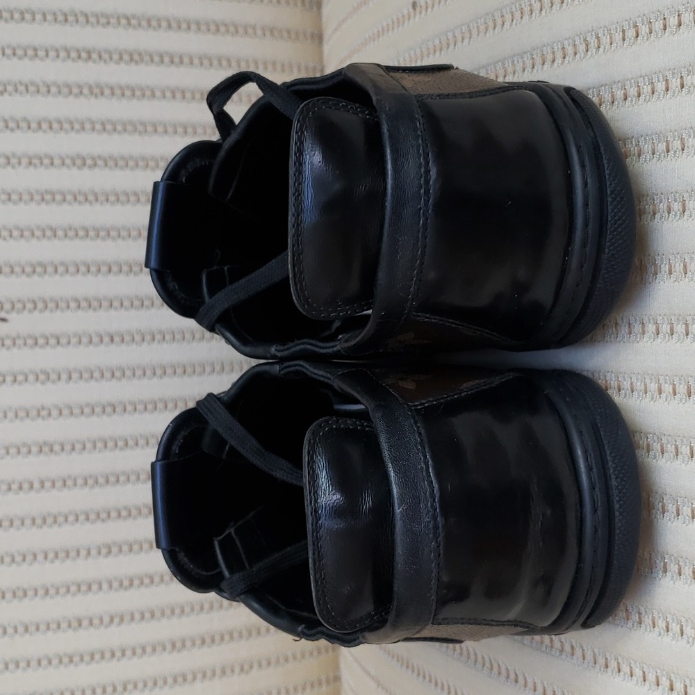 LOUIS VUITTON LV MONOGRAM LOW TOP SNEAKERS SHOES - Picture 5 of 9